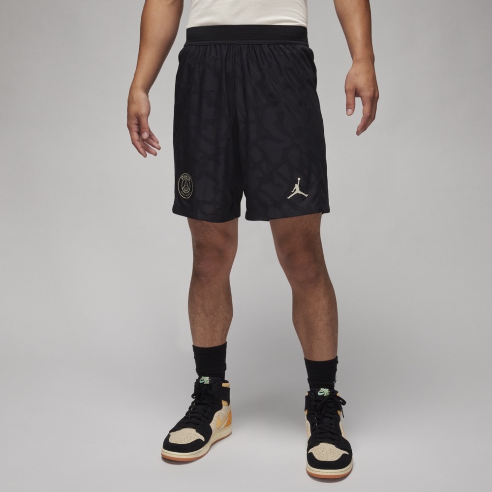 Paris Saint Germain Nike Dri-Fit Shorts size S DX9769-010